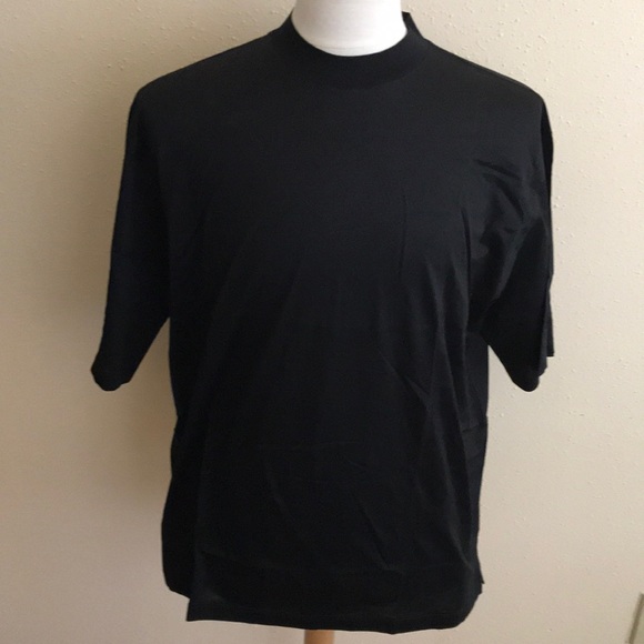 Shirt - Picture 2 of 3